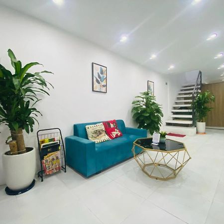 Hanoi Cozy Homestay Long Bien Buitenkant foto